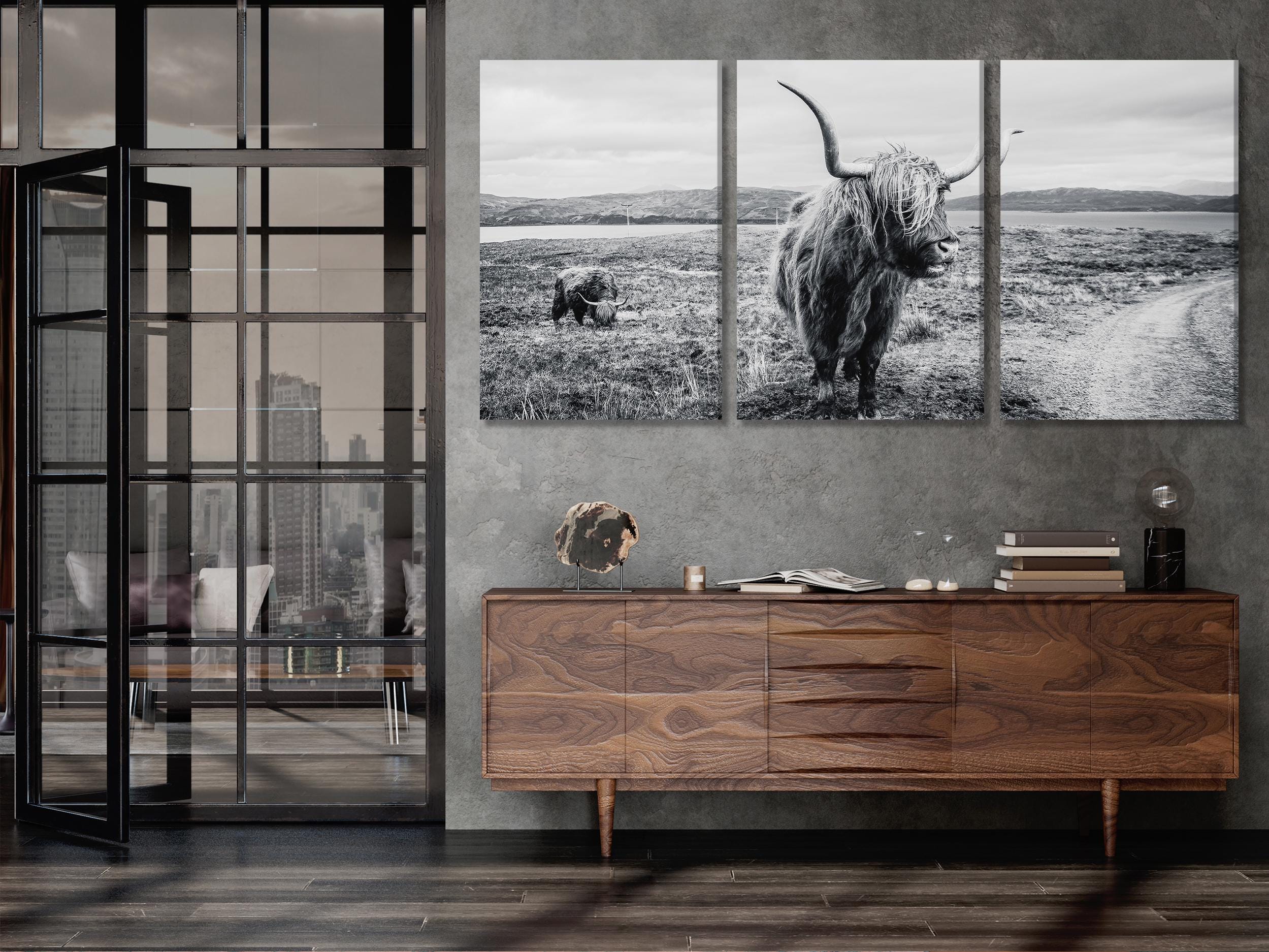 Impression sur toile de vache des Highlands, noir et blanc, art mural de la ferme, décoration grand format pour une vie champêtre, œuvre d'art rustique sur la vache des Highlands pour un espace douillet