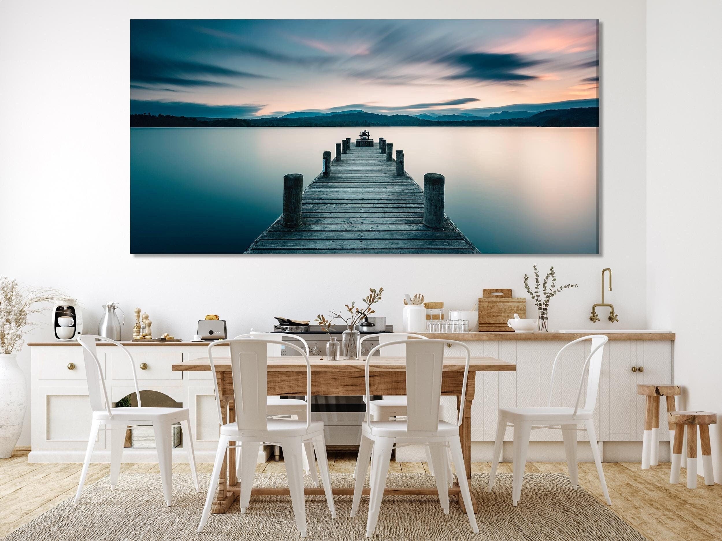 Impression sur toile du quai au bord du lac, grande œuvre d'art murale de paysage, œuvre contemporaine sur le coucher du soleil, impression d'art nature moderne, décoration murale paisible pour la maison