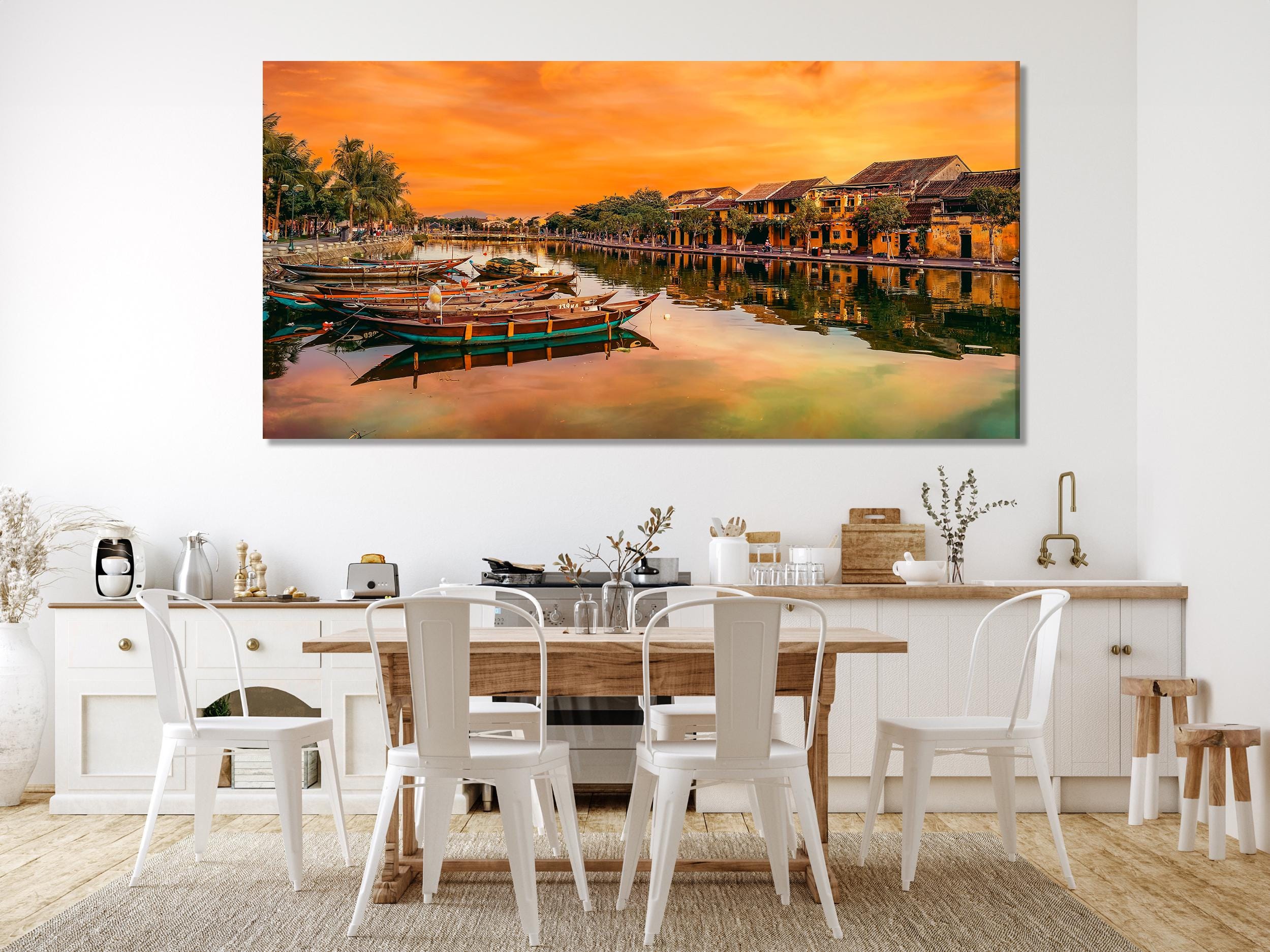 Hoi An, Vietnam — Art mural sur toile, impression sur toile du coucher de soleil sur la rivière, décor de paysage asiatique, œuvre moderne en 3 panneaux, scène traditionnelle de bateaux sur toile imprimée