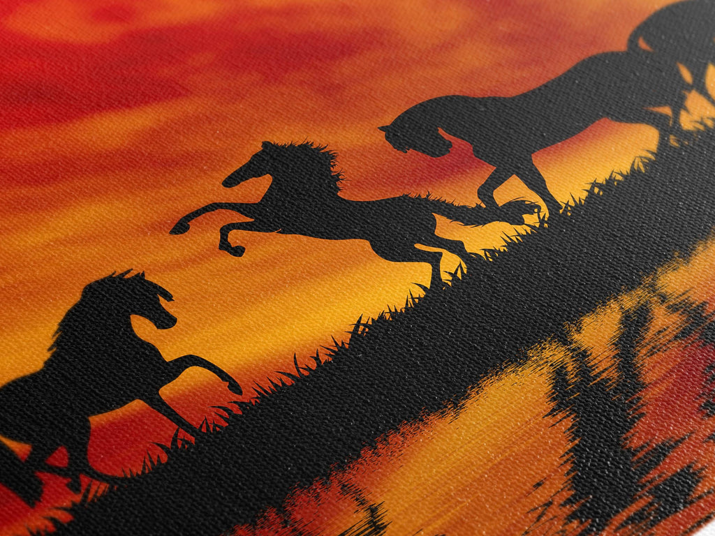 Wildpferde Sonnenuntergang Leinwanddruck, Große Natur Wandkunst, Silhouette Pferd Kunstwerk, Moderner Landschaftskunstdruck, Dramatische Wanddekoration für Zuhause