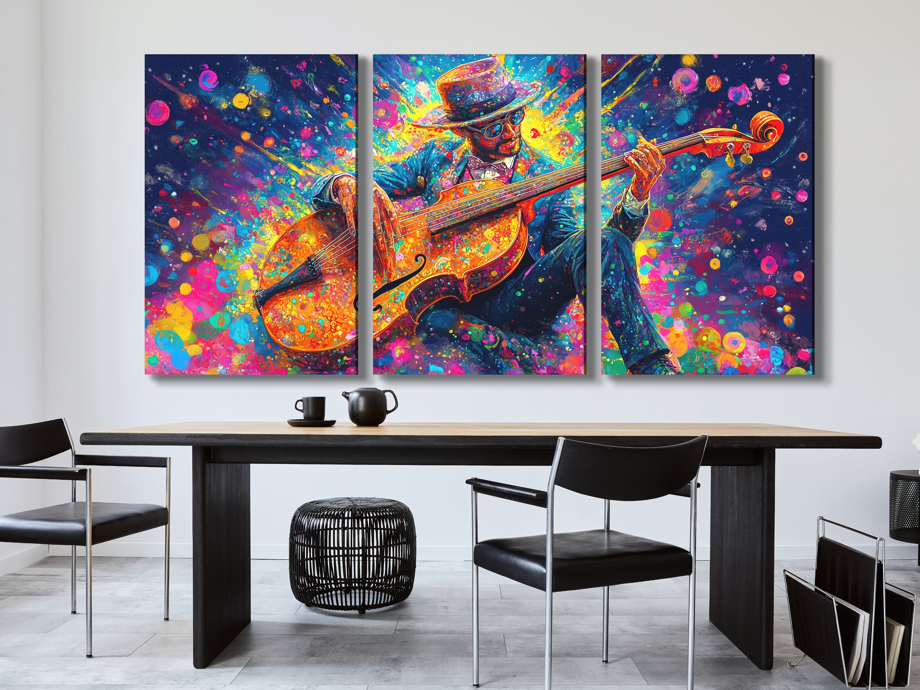 Canvasprint van een dynamische bassist – Explosieve kleurenspatmuziekdecoratie, levendige jazzfunkenergie