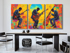 Canvasprint van drie jazzgitaar en bas – Kleurrijke jamsessie bij zonsopgang, levendige fusionmuziekdecoratie