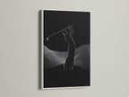 Enhance your space with this golf swing art print. It features a clean white frame for a fresh look. This minimalist sports art is ideal for any golf lover's office. It is also a great addition to a modern man cave.