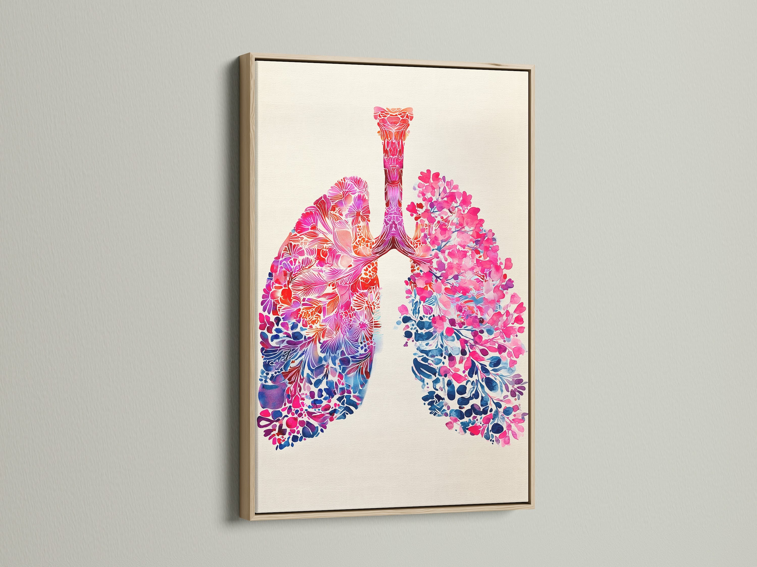 This eye-catching lung art is framed in oak. The oak frame complements the artwork perfectly. It adds a natural and warm touch to the piece and the surrounding space.