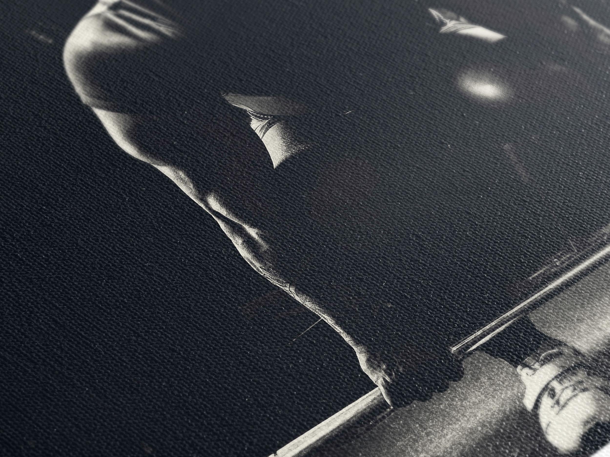 Weightlifting Canvas Print, Large Gym Wall Art, Motivational Fitness Artwork, Modern Strength Training Art Print, Dynamic Wall Decor